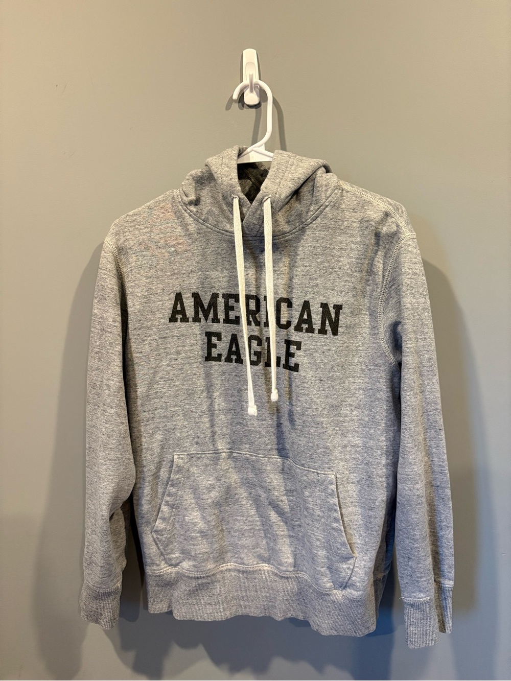 American Eagle Outfitters Light Gray Logo Pullover Hoodie
